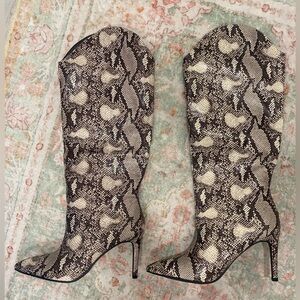 Chinese laundry faux snake skin tall heeled boots! Gorgeous!!!